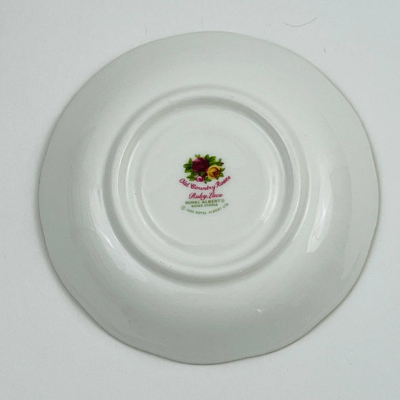 Royal Albert England Old Country Roses Ruby Lace Bone China Cup & Saucer New - Picture 12 of 16